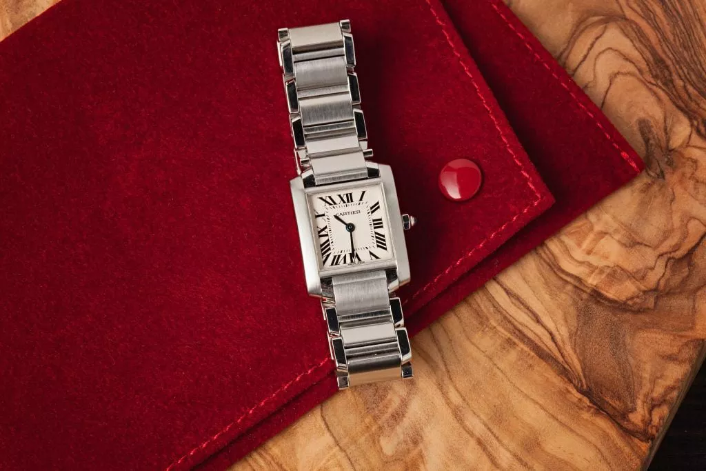 the-ultimate-guide-to-buying-cartier-watches-watchdaydate
